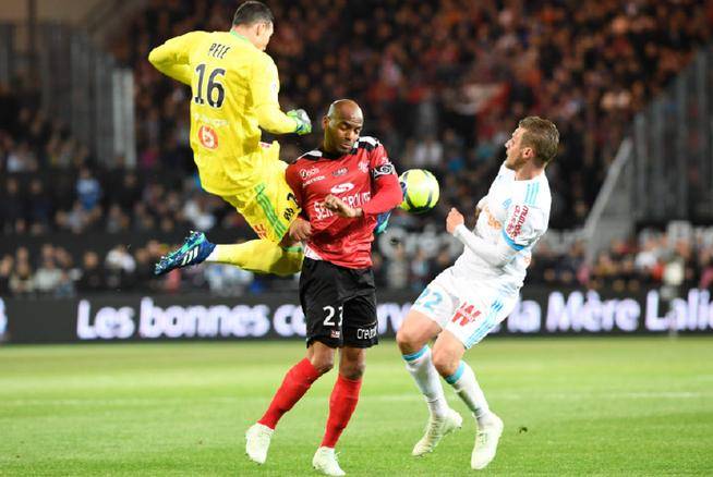 法兰克福对比尔森