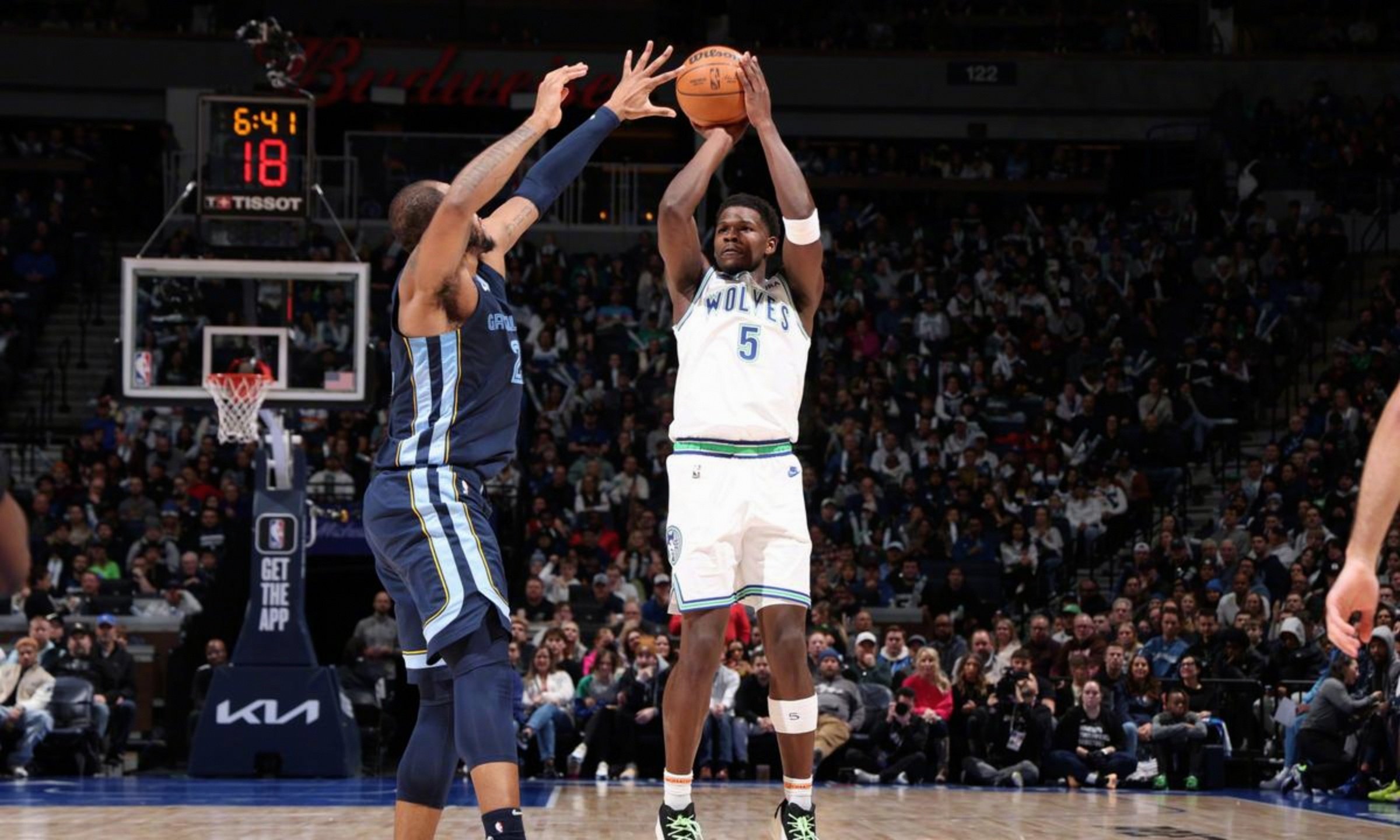 灰熊客场击败森林狼,取得四连胜胜负