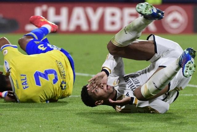 皇马效力过的中场